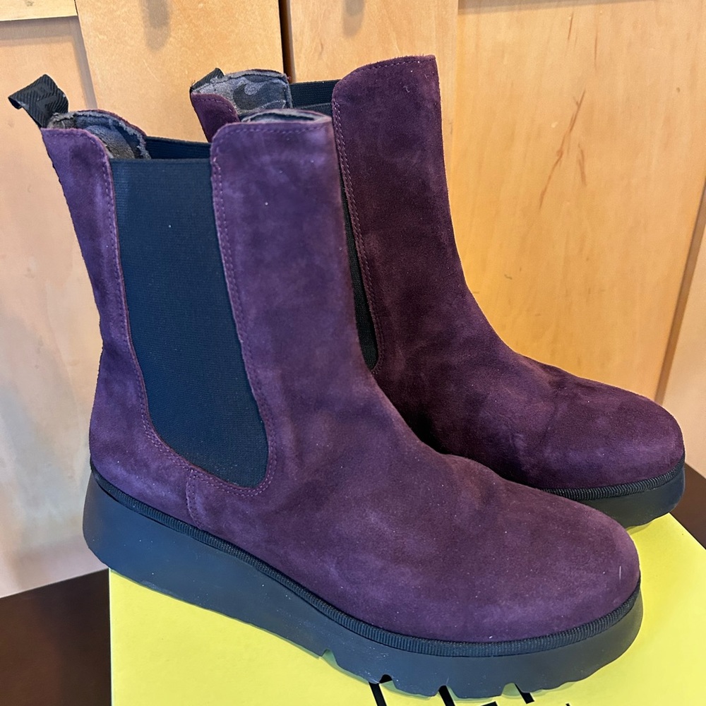 Fly London Paty Purple Suede Chelsea Boot 39 NIB